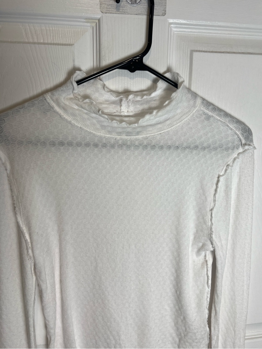 We the free white Sarah pointelle turtle neck size medium - Picture 4 of 9